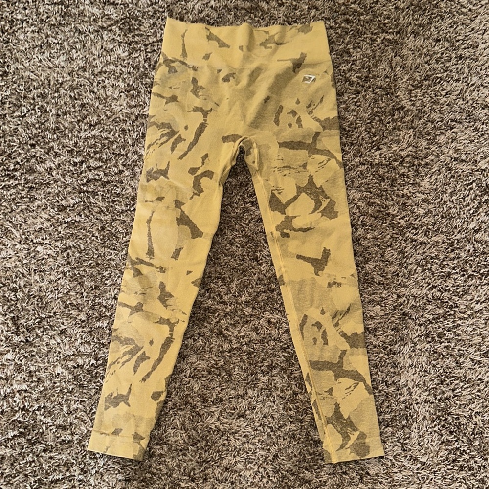 Gym shark work out pants